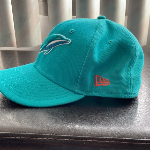 New Era 59fifty Miami Dolphins hat. - Picture 2 of 8